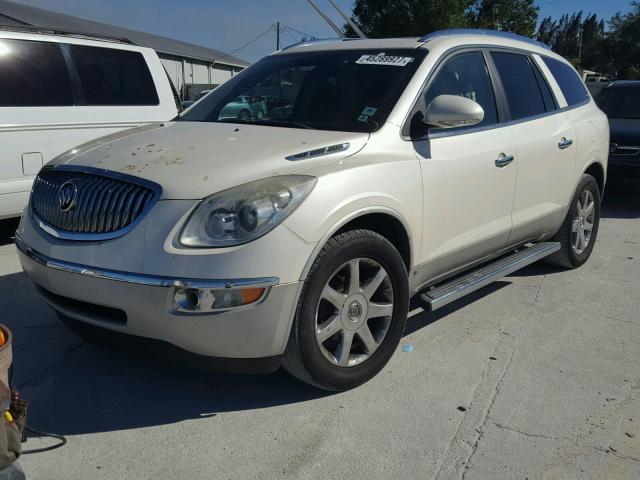 5GAER23D89J167110 - 2009 BUICK ENCLAVE CX CREAM photo 2