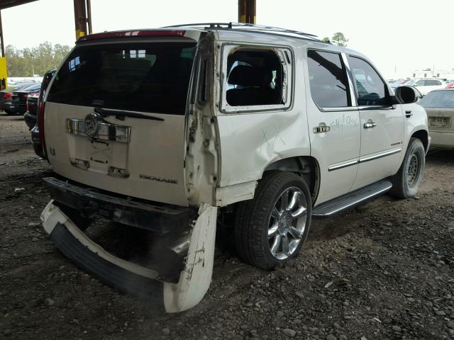 1GYEC63877R404107 - 2007 CADILLAC ESCALADE L WHITE photo 4