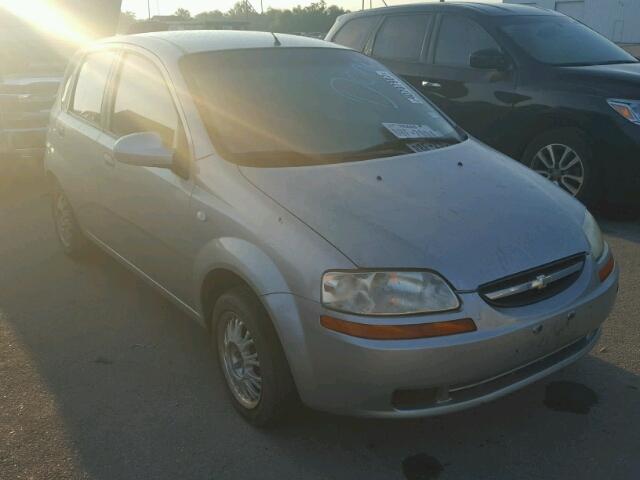 KL1TD62695B437231 - 2005 CHEVROLET AVEO BASE SILVER photo 1