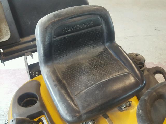 B1LL0FSALE - 1998 CUB LAWN MOWER TWO TONE photo 6