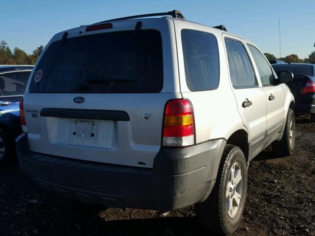 1FMYU93175KB68743 - 2005 FORD ESCAPE SILVER photo 4