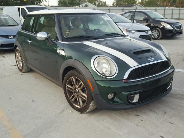 WMWSV3C51BTY10111 - 2011 MINI COOPER S GREEN photo 1