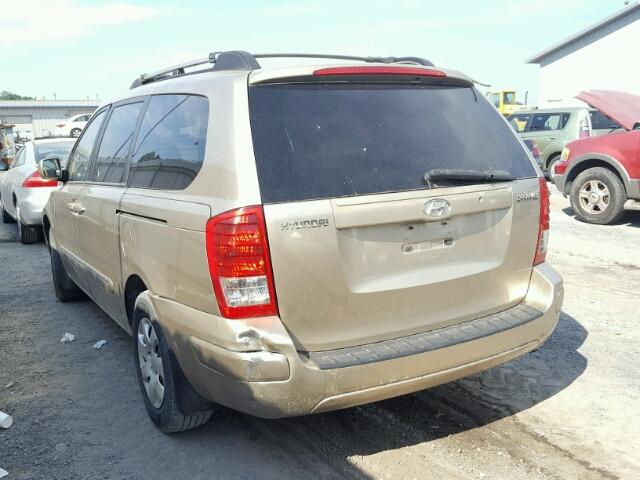 KNDMC233776032316 - 2007 HYUNDAI ENTOURAGE TAN photo 3