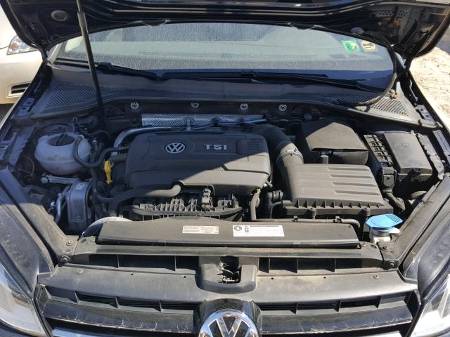 3VW117AU5HM028149 - 2017 VOLKSWAGEN GOLF S BLUE photo 7