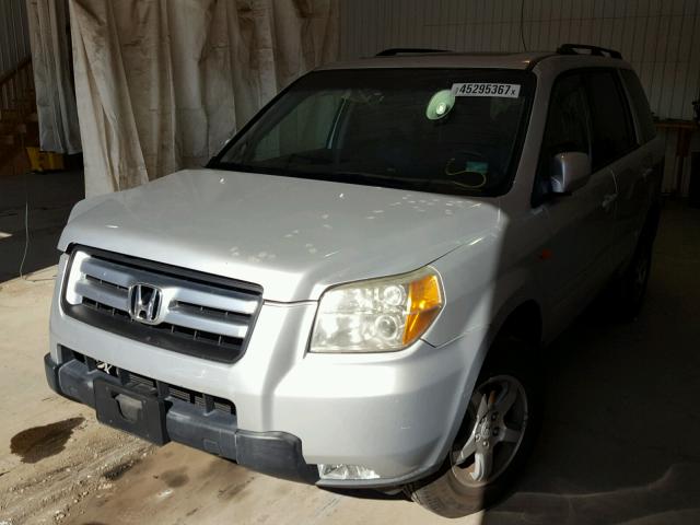 5FNYF18737B001695 - 2007 HONDA PILOT EXL SILVER photo 2