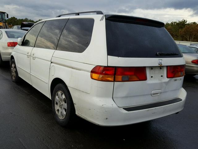 5FNRL189X2B005847 - 2002 HONDA ODYSSEY EX WHITE photo 3