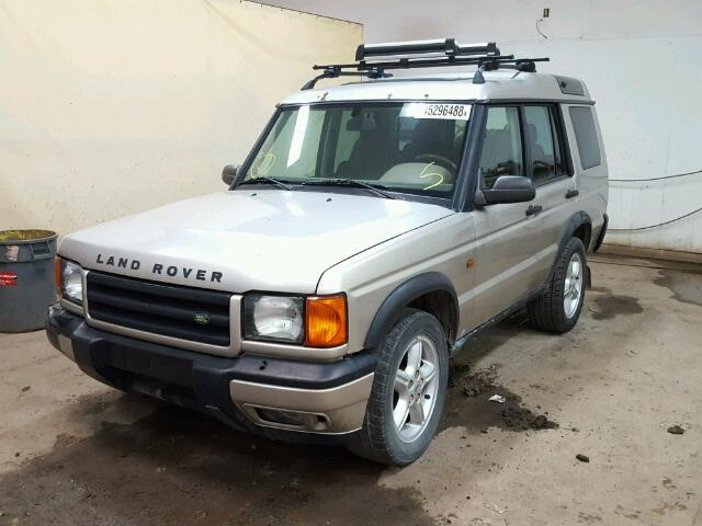 SALTY1245YA264812 - 2000 LAND ROVER DISCOVERY SILVER photo 2