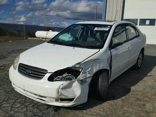 2T1BR32E73C077015 - 2003 TOYOTA COROLLA CE WHITE photo 2