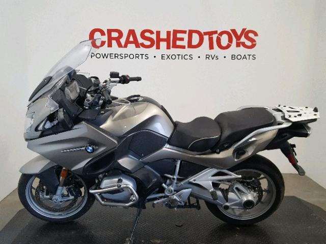 WB10A1303HZ466444 - 2017 BMW R1200 RT GRAY photo 3