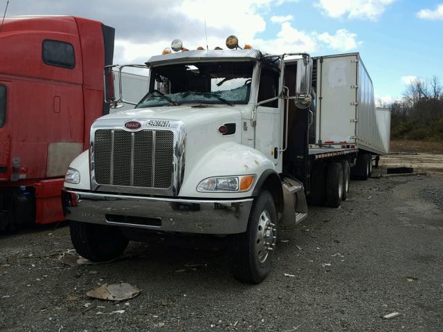 2NP3LJ9X7GM326054 - 2016 PETERBILT 348 WHITE photo 2