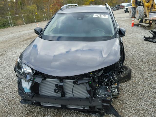 JTMBFREV6HJ152841 - 2017 TOYOTA RAV4 LE Boz foto 9