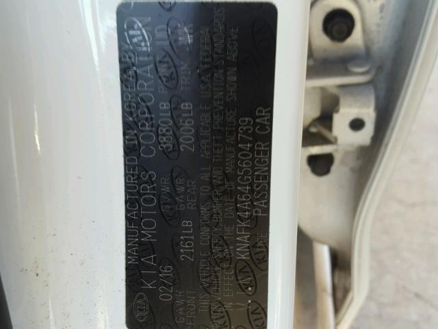 KNAFK4A64G5604739 - 2016 KIA FORTE LX WHITE photo 10