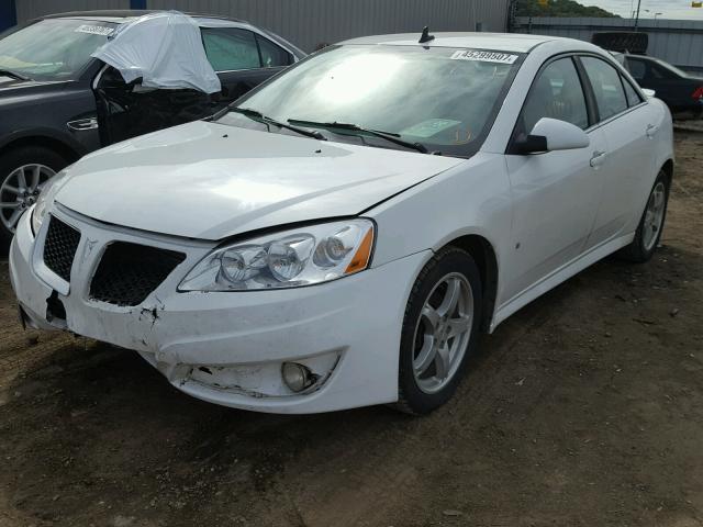 1G2ZJ57K894238343 - 2009 PONTIAC G6 WHITE photo 2