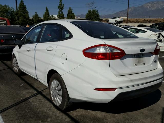 3FADP4AJ9FM213620 - 2015 FORD FIESTA S WHITE photo 3