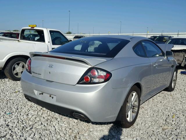 KMHHM66D68U295710 - 2008 HYUNDAI TIBURON GS SILVER photo 4