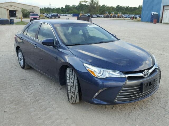 4T4BF1FK6FR503458 - 2015 TOYOTA CAMRY LE BLUE photo 1