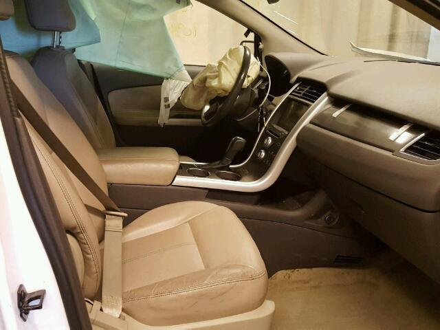 2FMDK4JC1BBA92356 - 2011 FORD EDGE Білий фото 5