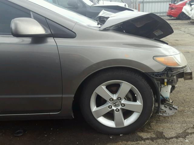 2HGFG12928H508745 - 2008 HONDA CIVIC EXL 金色 照片 9