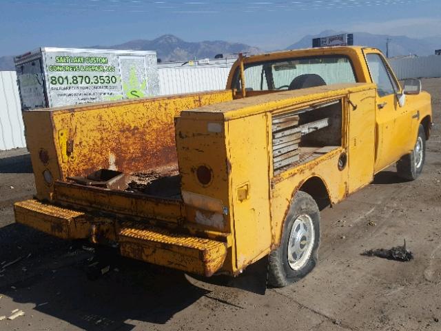 1GBGC34MXDV115495 - 1983 CHEVROLET C30 YELLOW photo 4