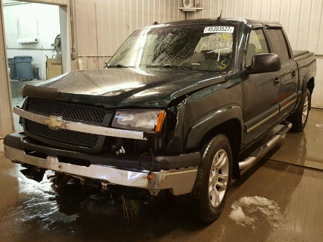 2GCEK13T651235655 - 2005 CHEVROLET SILVERADO GREEN photo 2