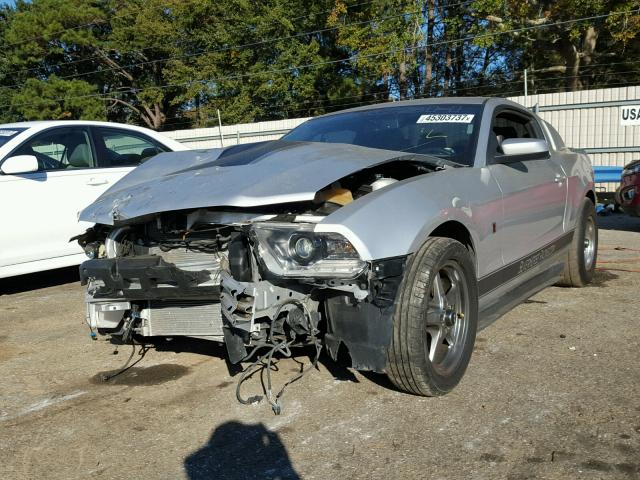 1ZVBP8CF2C5264019 - 2012 FORD MUSTANG GT SILVER photo 2