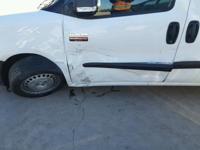 ZFBERFAT4F6977450 - 2015 RAM PROMASTER 白色 照片 9