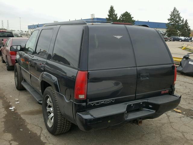 1GKEK13R0YR139380 - 2000 GMC YUKON BLACK photo 3