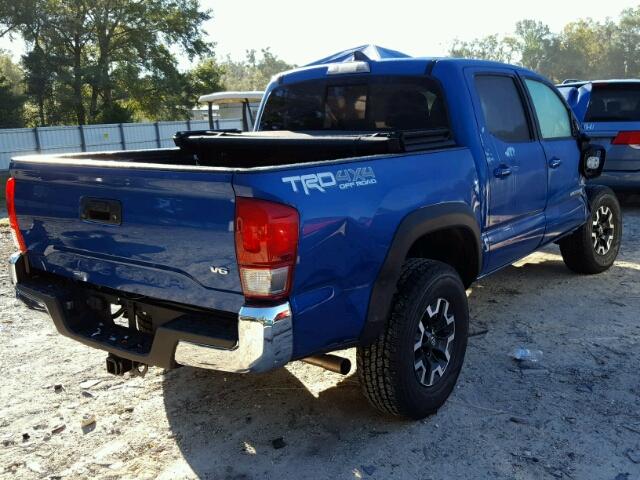 3TMCZ5AN9HM106921 - 2017 TOYOTA TACOMA DOU BLUE photo 4