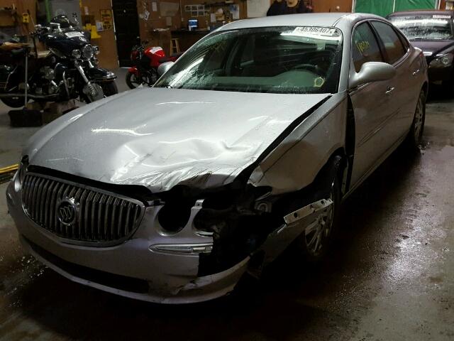 2G4WD582X91247265 - 2009 BUICK LACROSSE C SILVER photo 2