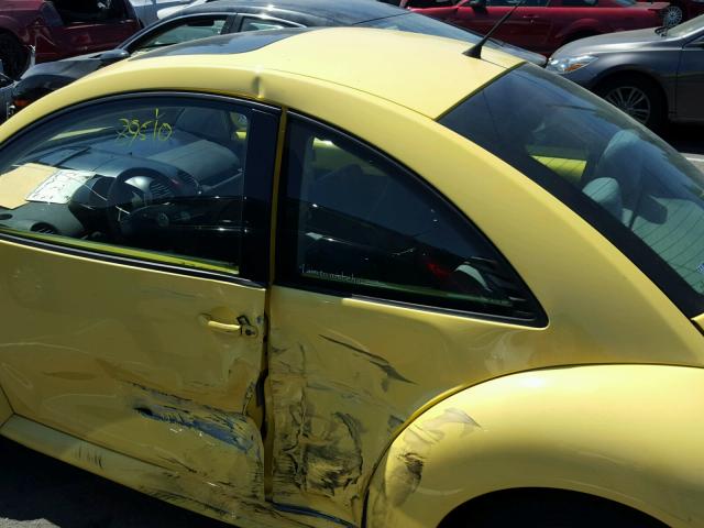 3VWCK31CX4M422987 - 2004 VOLKSWAGEN NEW BEETLE 黄色 照片 9
