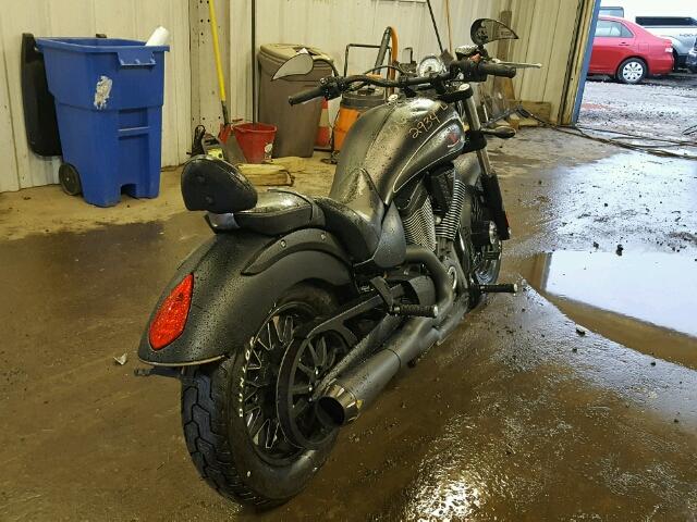 5VPLB36N6F3039695 - 2015 VICTORY MOTORCYCLES GUNNER BLACK photo 4