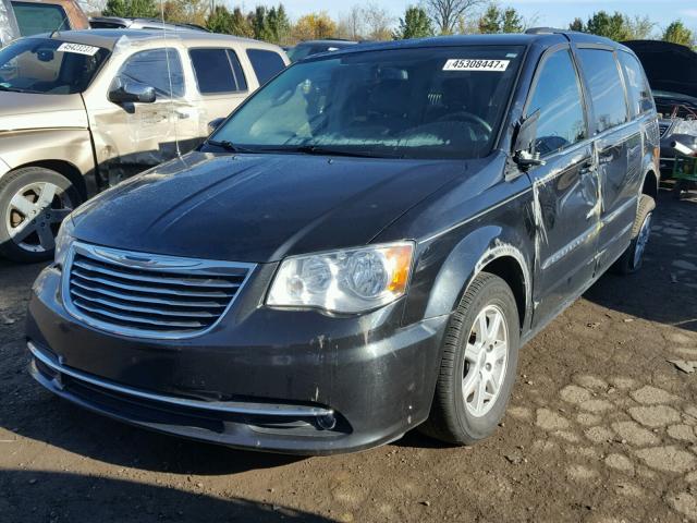 2C4RC1BG2CR200659 - 2012 CHRYSLER TOWN & COU BLACK photo 2