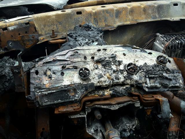 1LNHM87A21Y652203 - 2001 LINCOLN LS 烧焦的 照片 8