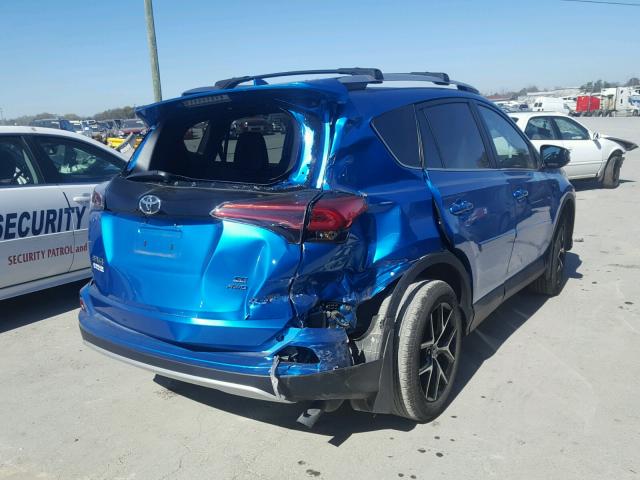 2T3JFREV8GW510369 - 2016 TOYOTA RAV4 SE BLUE photo 4