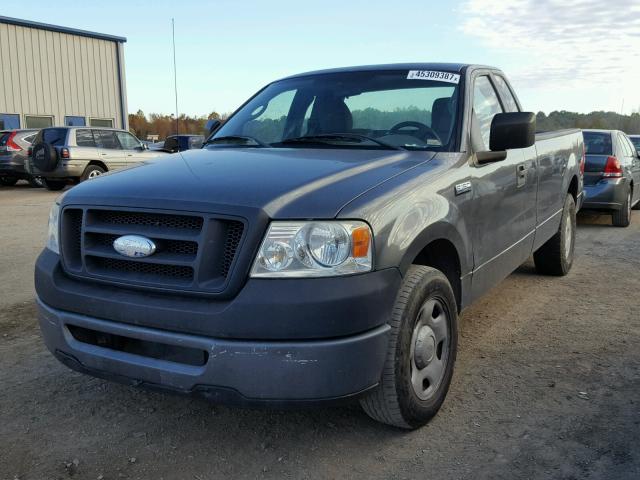 1FTRF12286NA41188 - 2006 FORD F150 GRAY photo 2