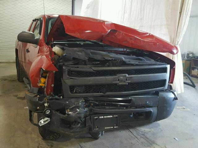 1GCRKPEAXBZ243728 - 2011 CHEVROLET SILVERADO RED photo 9