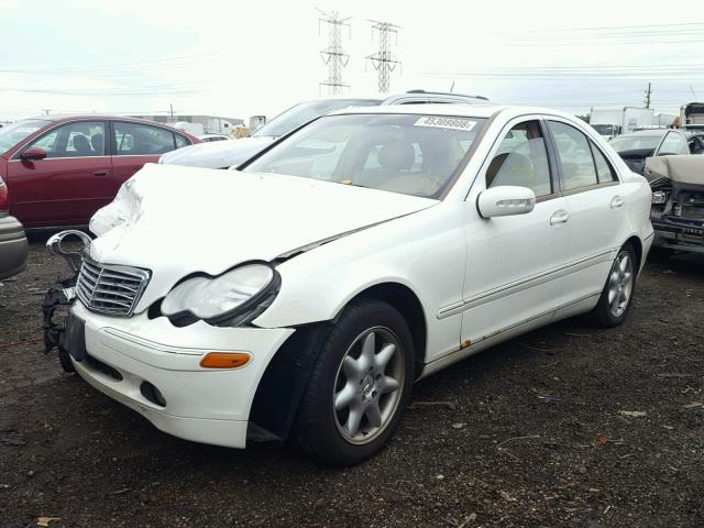 WDBRF81J14F478294 - 2004 MERCEDES-BENZ C 240 4MAT WHITE photo 2