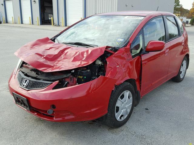 JHMGE8H30DC048615 - 2013 HONDA FIT RED photo 2