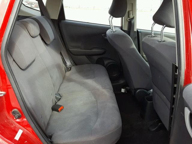 JHMGE8H30DC048615 - 2013 HONDA FIT RED photo 6