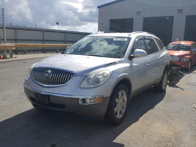 5GAER23D49J165418 - 2009 BUICK ENCLAVE CX SILVER photo 2