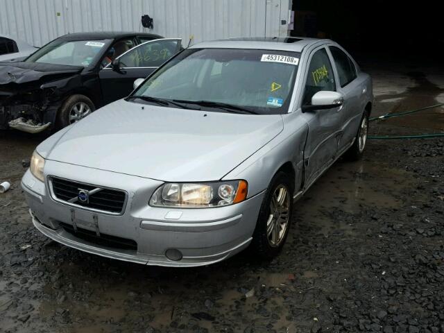 YV1RS592282700907 - 2008 VOLVO S60 2.5T SILVER photo 2