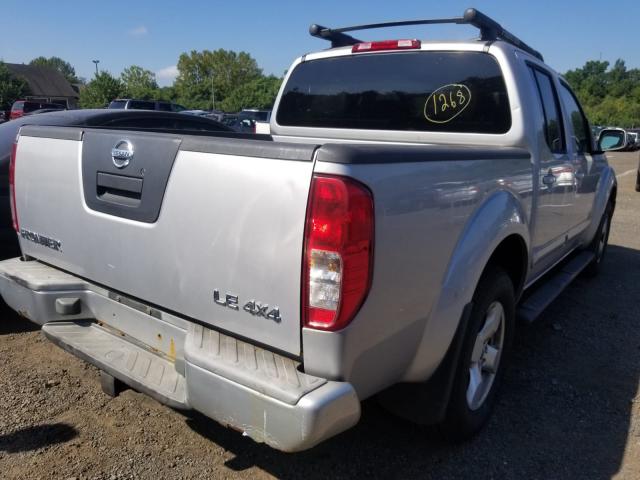 1N6AD07W96C454934 - 2006 NISSAN FRONTIER C SILVER photo 4