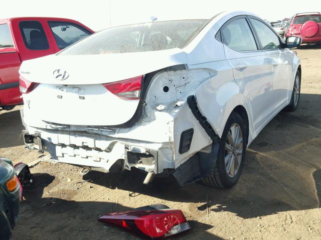 5NPDH4AE2FH587504 - 2015 HYUNDAI ELANTRA SE WHITE photo 4