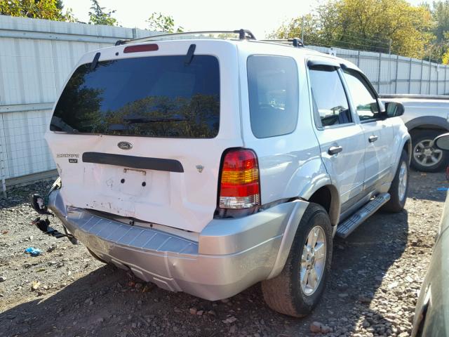 1FMYU93197KA85060 - 2007 FORD ESCAPE XLT WHITE photo 4