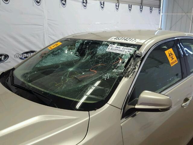 1G11E5SA0GF140025 - 2016 CHEVROLET MALIBU LIM 金色 照片 9