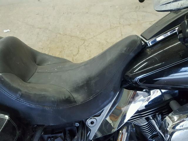 1HD1FC4187Y678755 - 2007 HARLEY-DAVIDSON FLHTCUI BLACK photo 5