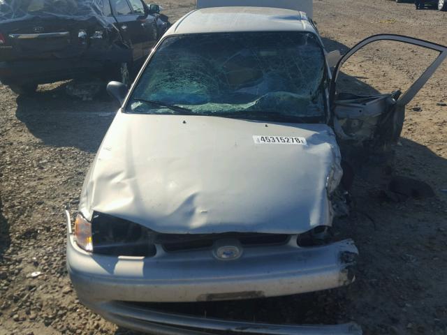 1Y1SK5289YZ409121 - 2000 CHEVROLET GEO PRIZM 银色 照片 7