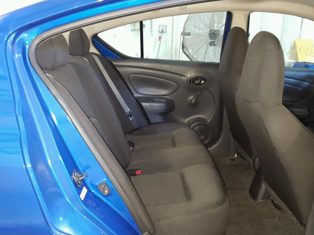 3N1CN7AP6GL862190 - 2016 NISSAN VERSA BLUE photo 6