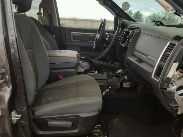 1C6RR7LG2HS641334 - 2017 RAM 1500 SLT GRAY photo 5