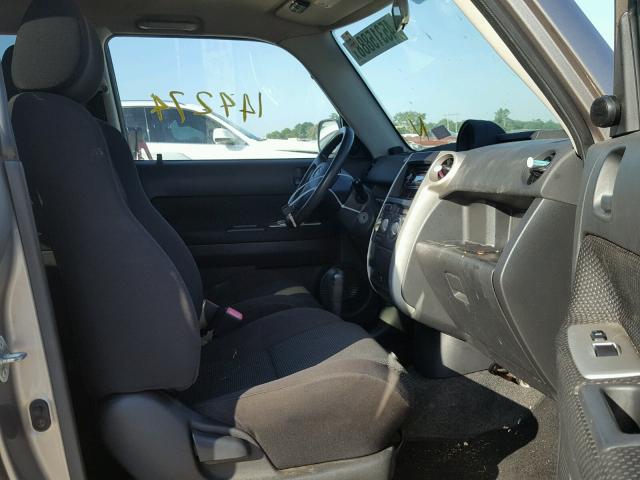 JTLKT324740150764 - 2004 TOYOTA SCION XB ვერცხლისფერი ფოტო 5